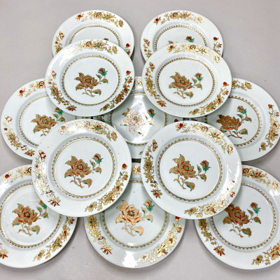 Chine - Suite de douze assiettes - Époque Qianlong