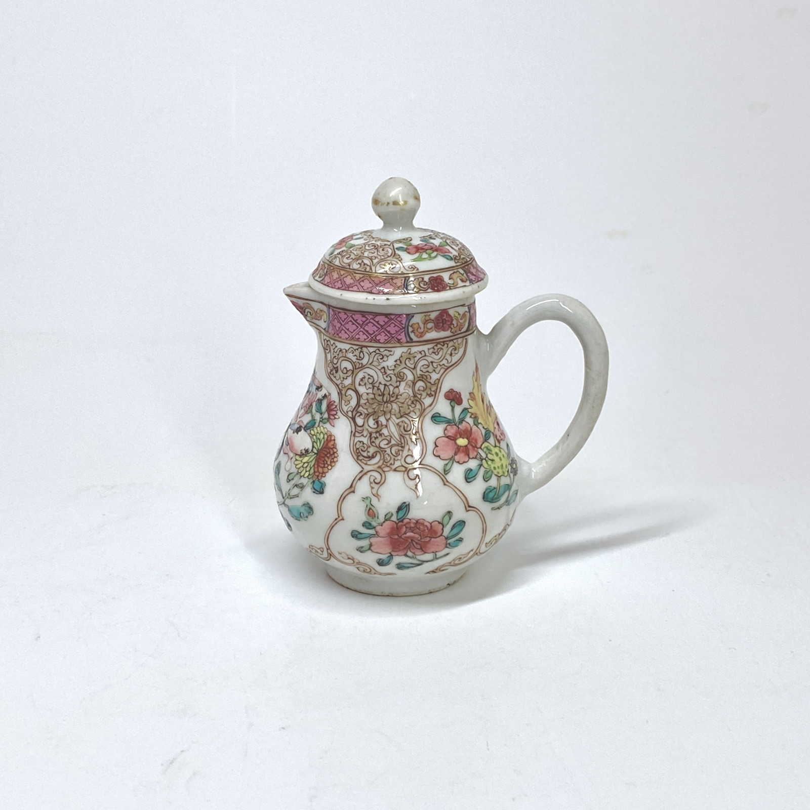 Chine - Crémier en porcelaine de la famille rose - Époque Yongzheng (1723-1735)