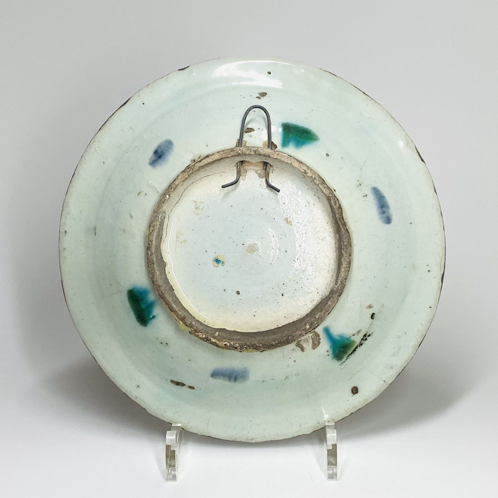 Iznik - Plat à décor de quatre mandorles - XVIIe siècle