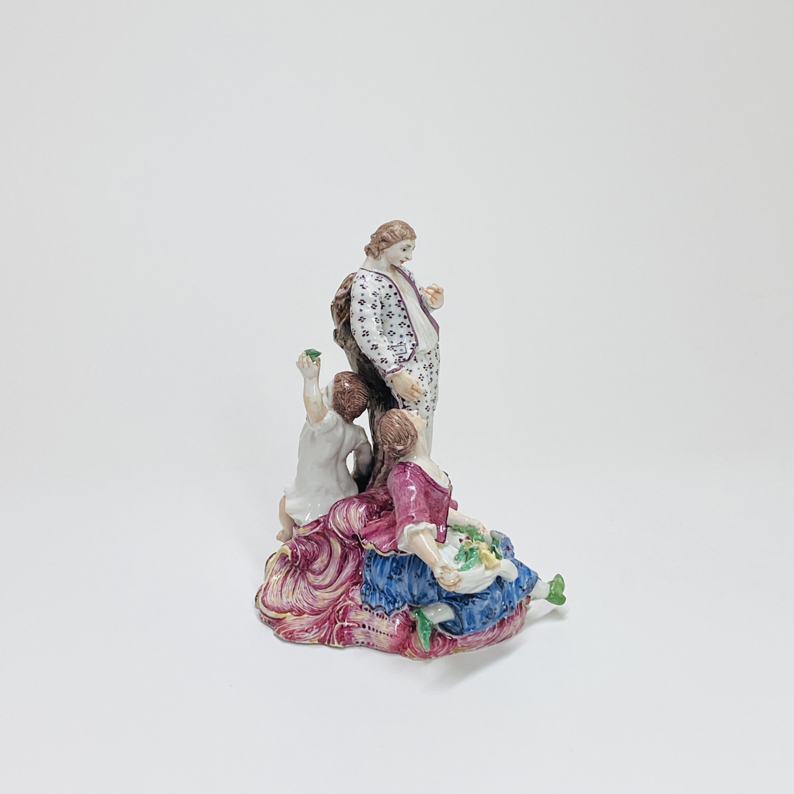 Doccia - Groupe figurant un couple et un enfant - XVIIIe siècle