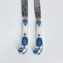 Saint-cloud - Two knives decorated with coats of arms - Beginning of the Eighteenth century.