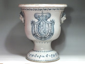 Nevers - Medici garden vase of arms of Dukes of Nevers - Eighteenth century