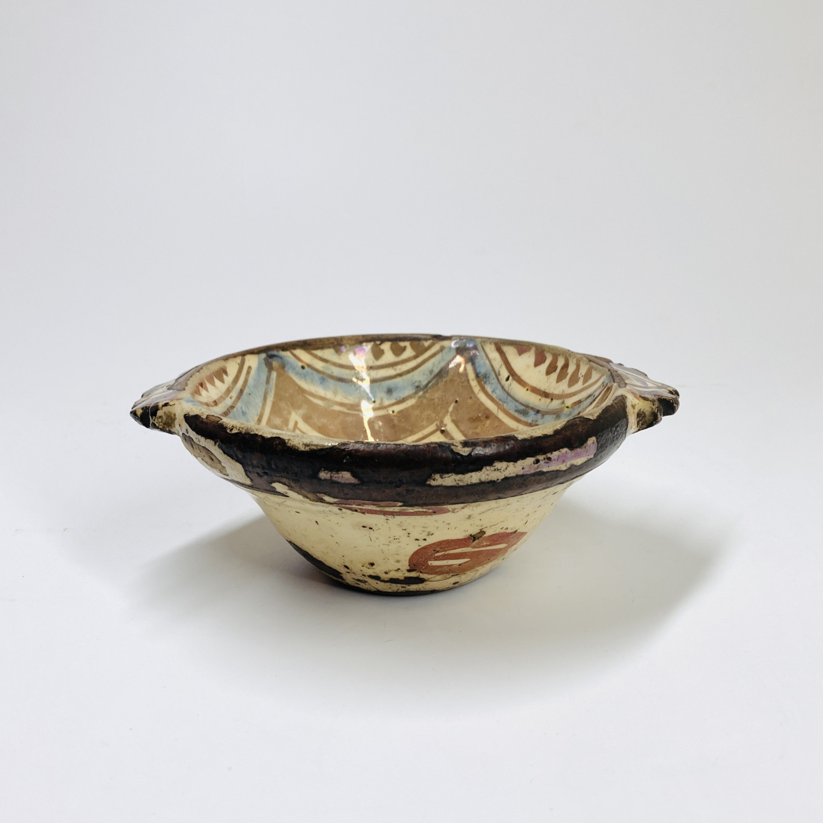 Manises (Valence) - Hispano-Mauresque - Seventeenth century - Winged bowl (3)