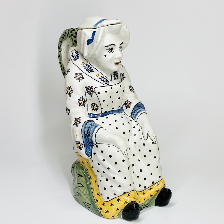 "Jacqueline" pitcher in Lille earthenware - Eighteenth century