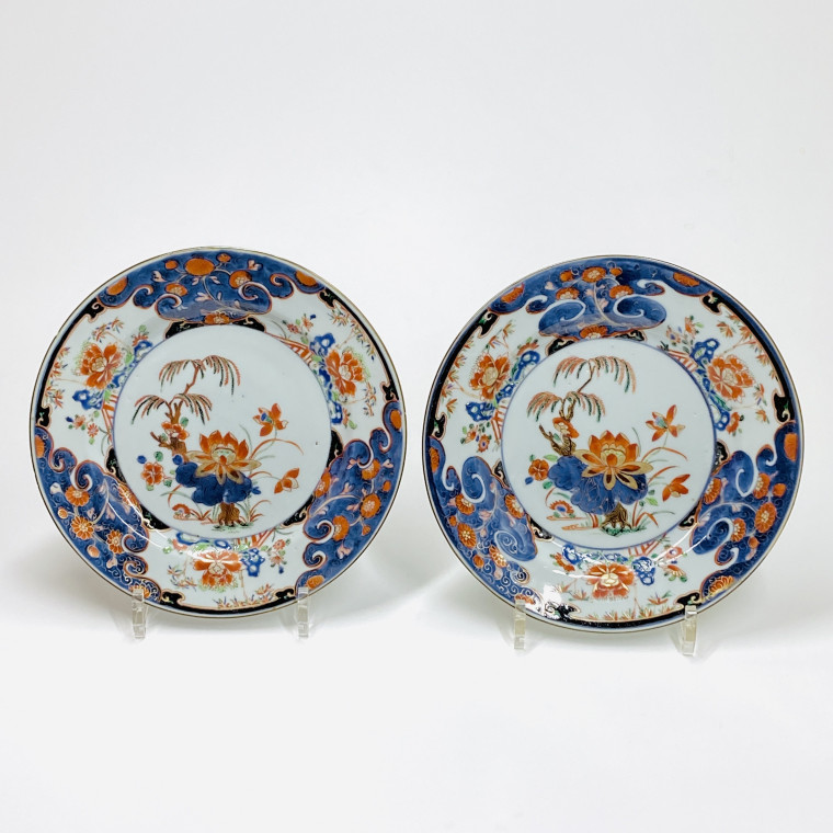 Chine - Paire d’assiettes en porcelaine de la famille verte - Époque Kangxi(1662-1722)