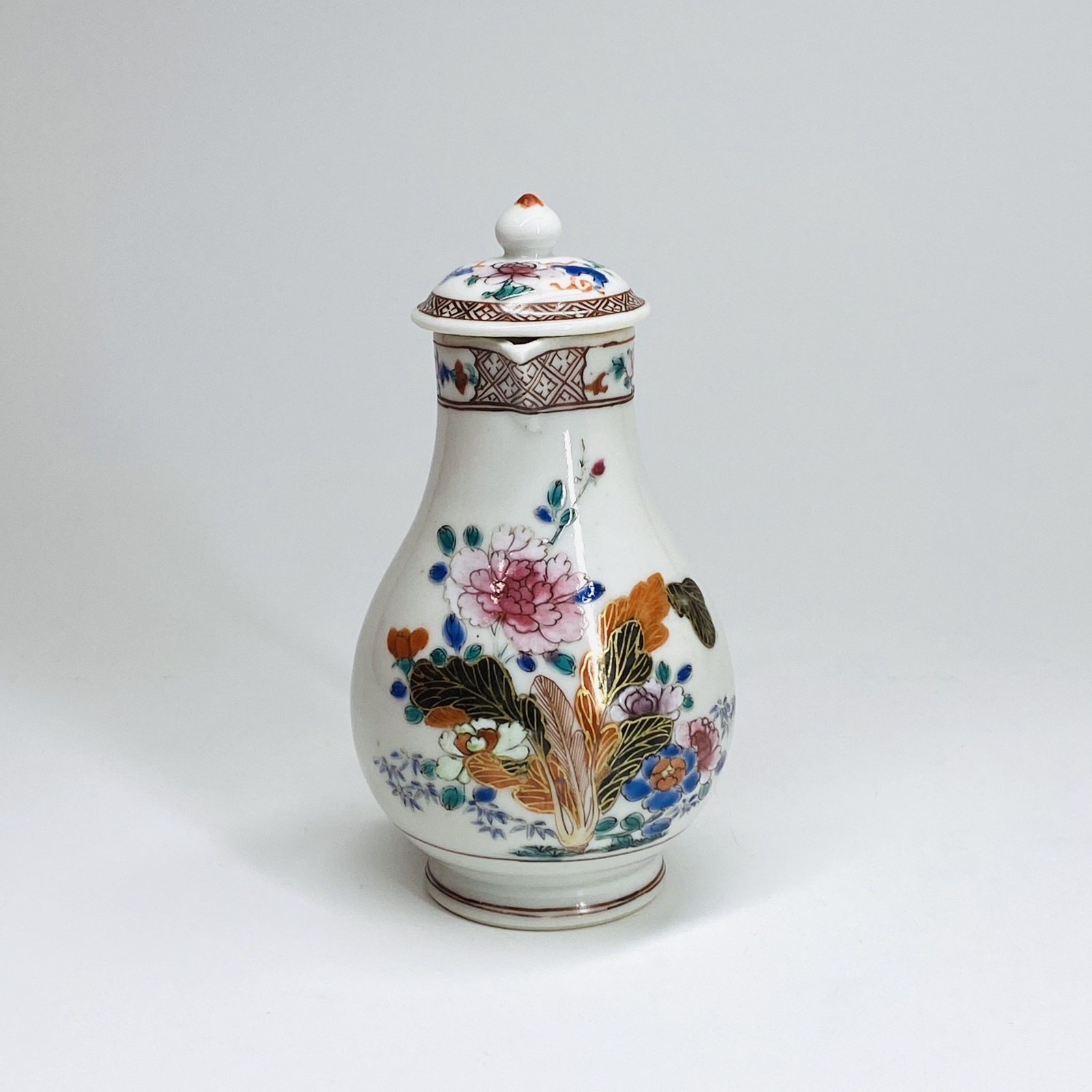 China - Qianlong period covered jug (1736-1795)