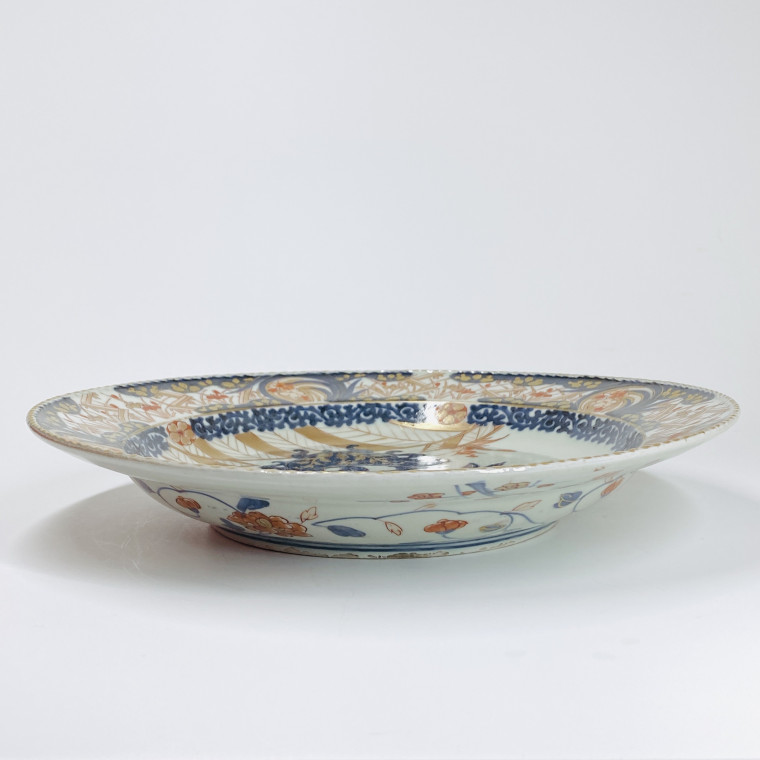 Japon - Plat en porcelaine à décor Imari - Vers 1700