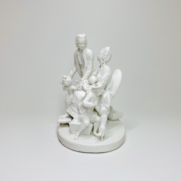 Paris - Groupe en biscuit «La famille» - Manufacture de Locré-Russinger - Vers 1780