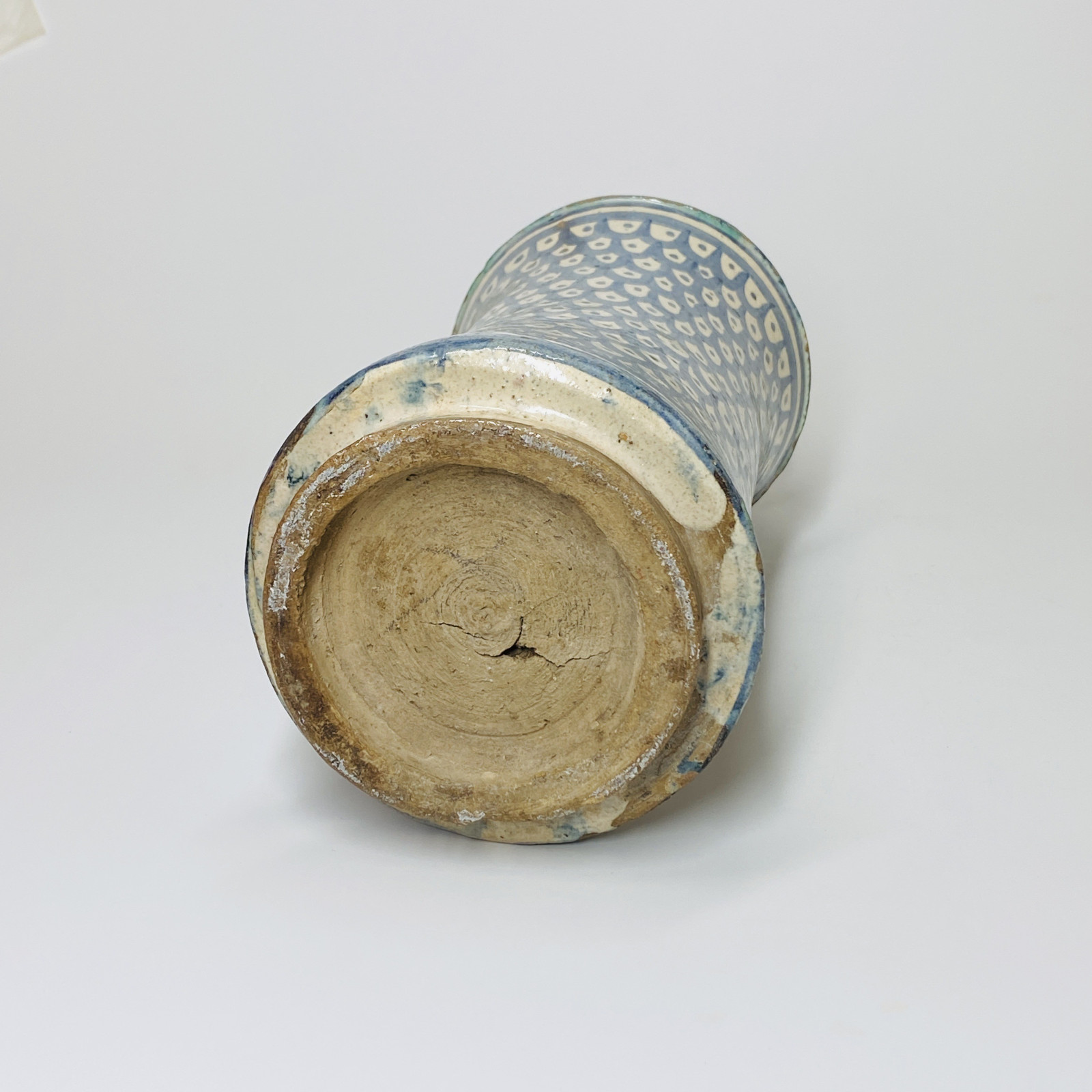 Spain - Large albarello - First half of the Sixteenth century