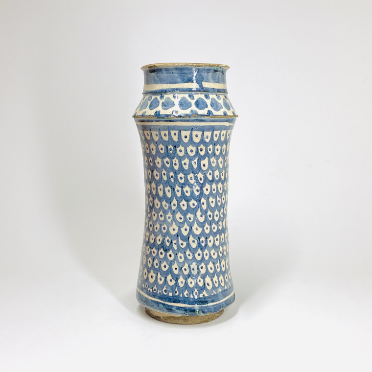 Spain - Large albarello - First half of the Sixteenth century