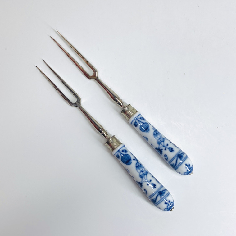 Meissen - Two forks with two prongs - Eighteenth century