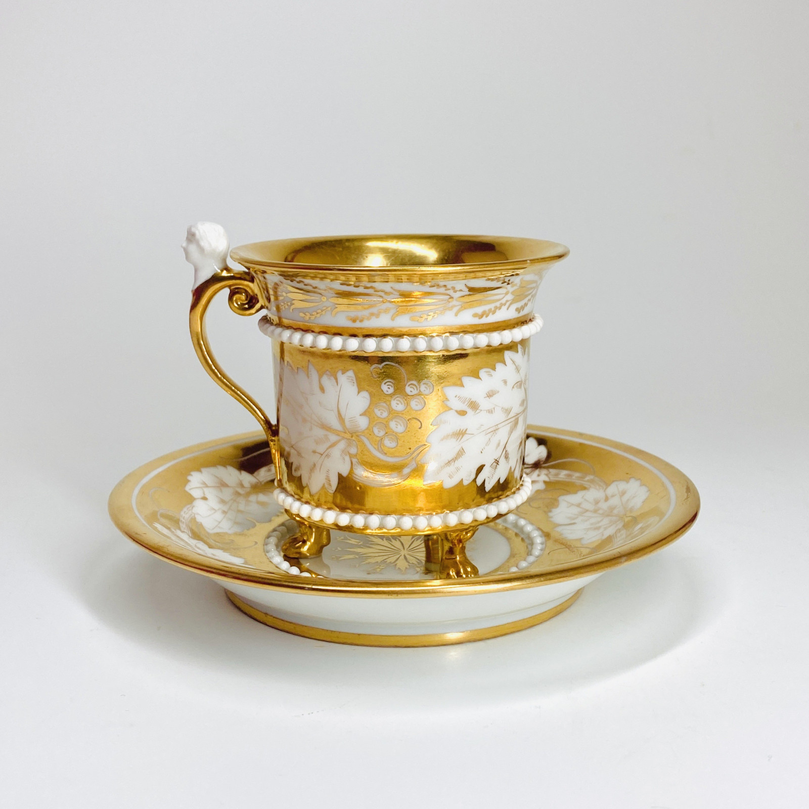 Paris - Grande tasse à chocolat - début du XIXe siècle