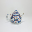 China - Small Imari teapot decorated with butterflies - Eighteenth century