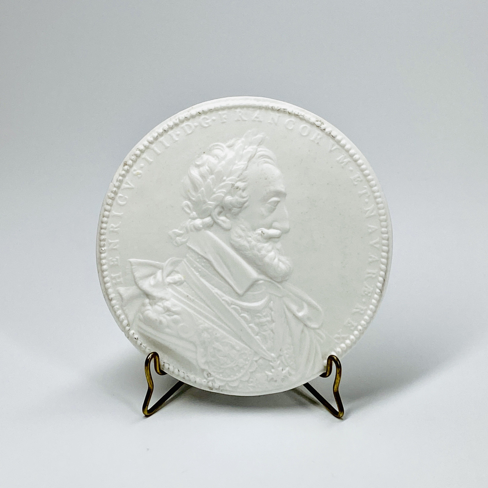Brancas-Lauraguais - Biscuit medallion with the effigy of Henri IV - Eighteenth century