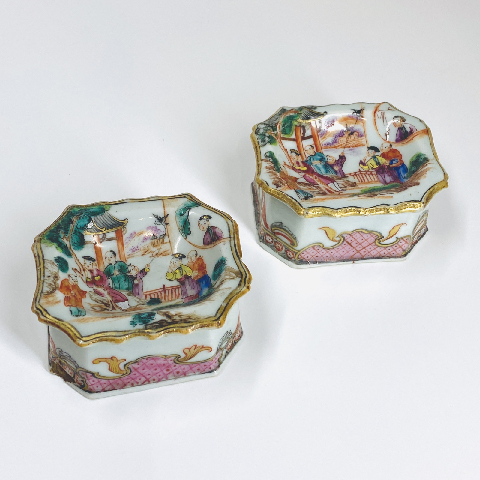 China - Pair of salt cellars - Qianlong period (1736-1795)