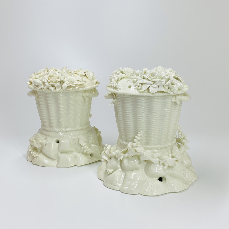 Saint-Cloud - Paire de paniers pots-pourris - XVIIIe siècle