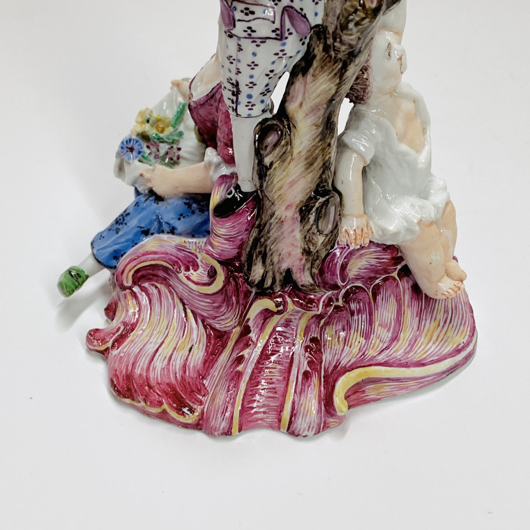 Doccia - Groupe figurant un couple et un enfant - XVIIIe siècle