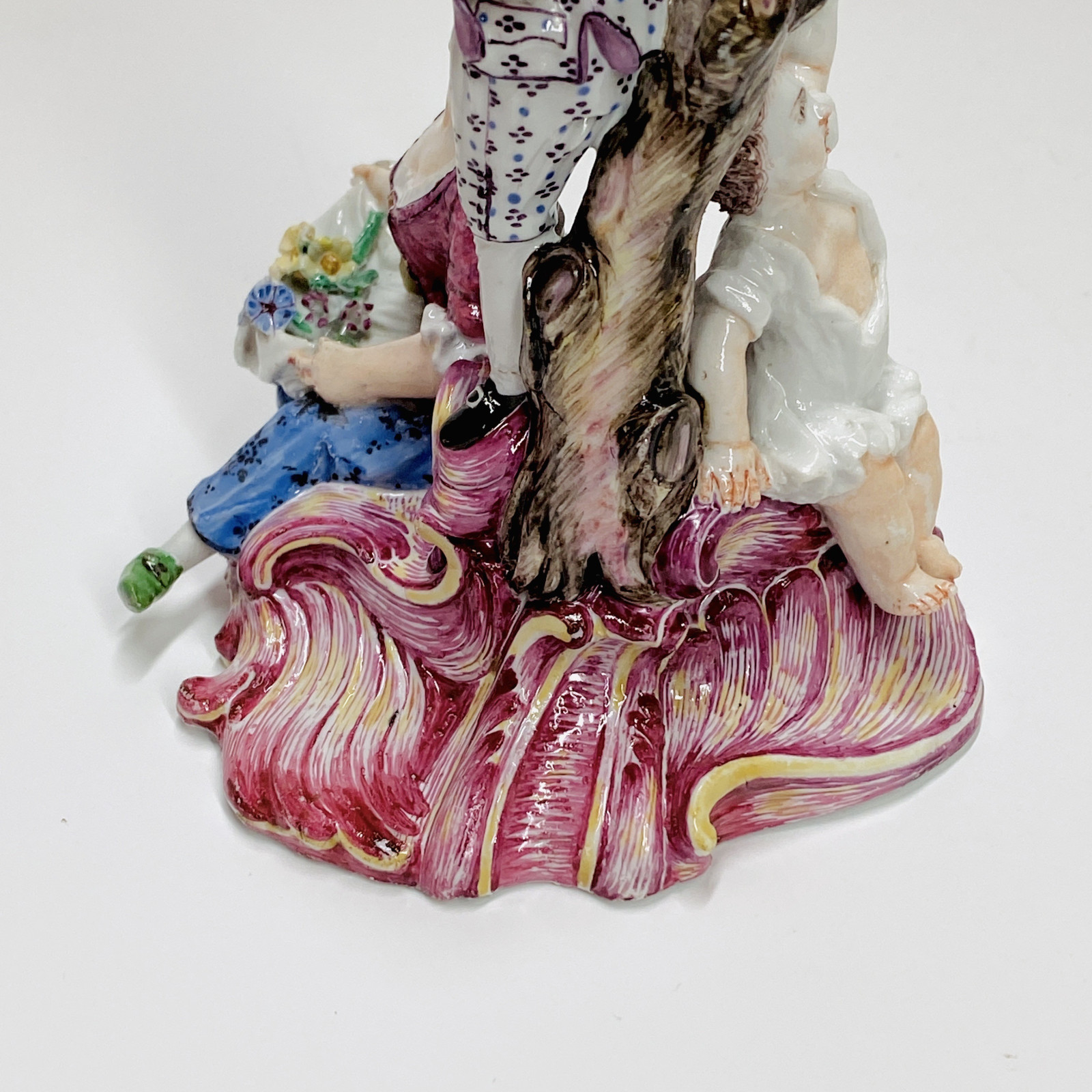 Doccia - Groupe figurant un couple et un enfant - XVIIIe siècle