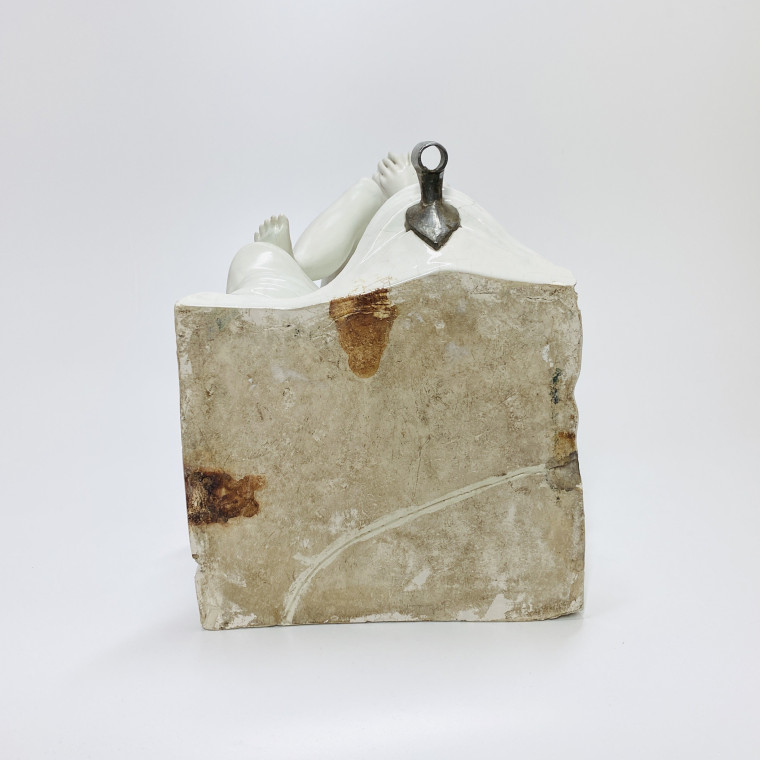 Large white enamelled fountain attributed to Brussels - Eighteenth century