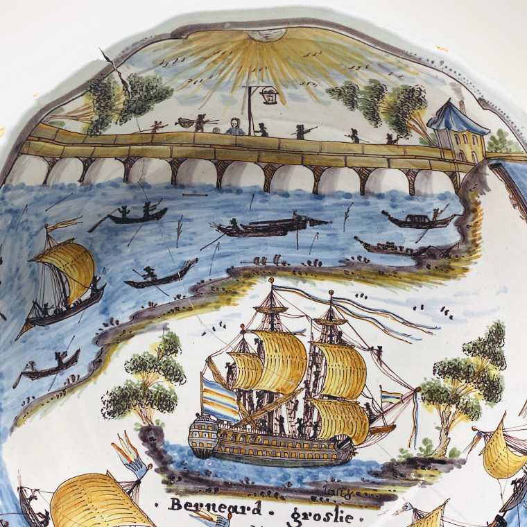 Nevers - Saladier patronymique dit "au pont de Nevers" - Début du XIXe siècle