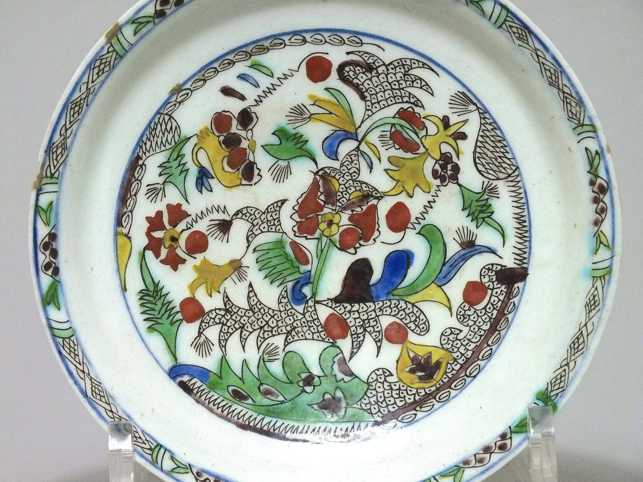 Kütahya (Ottoman Turkey) - Rare dish with floral decoration - Eighteenth century - SOLD