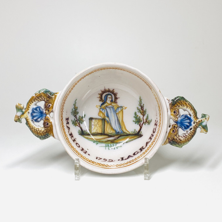 Roanne - Deux écuelles à décor patronymique - Datée 1792