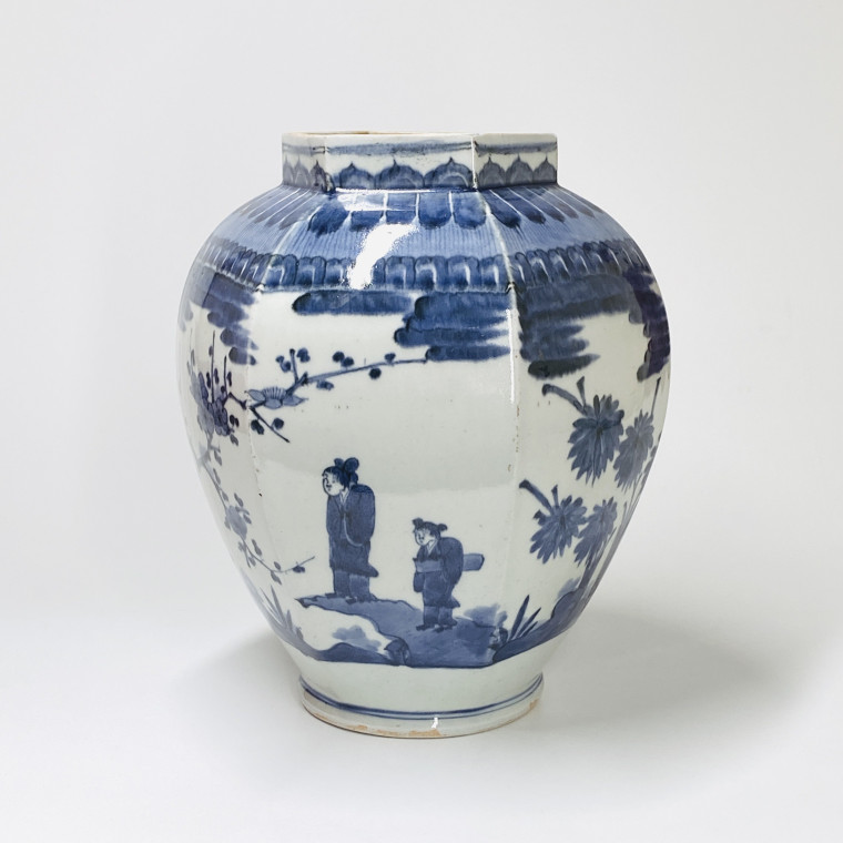 Arita (Japon) - Vase à décor en camaïeu bleu - Vers 1700