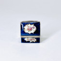 Boîte à priser en porcelaine tendre à fond bleu – XVIIIe siècle
