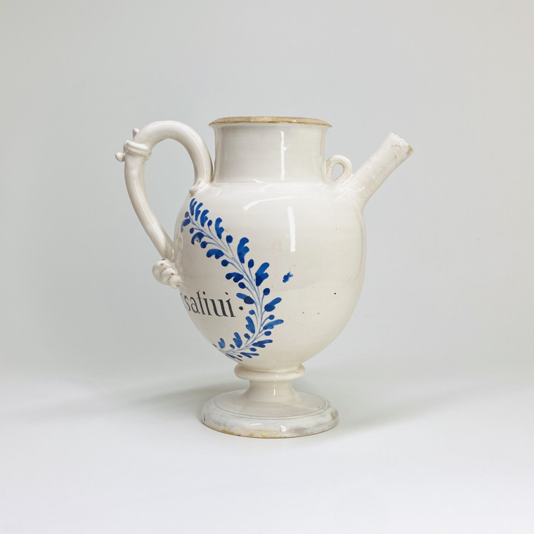 Pharmacy pot in earthenware from Lyon - Seventeenth century