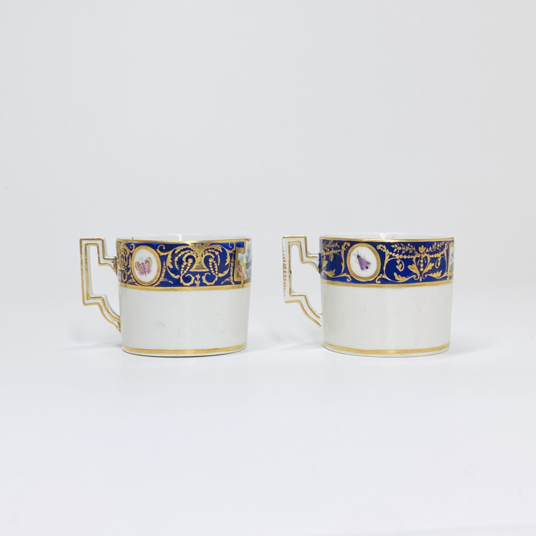 Tournai - Deux rares tasses dites "aux oiseaux de Buffon", provenant du service du duc d'Orléans - 1787-1792 - Prix sur demande.