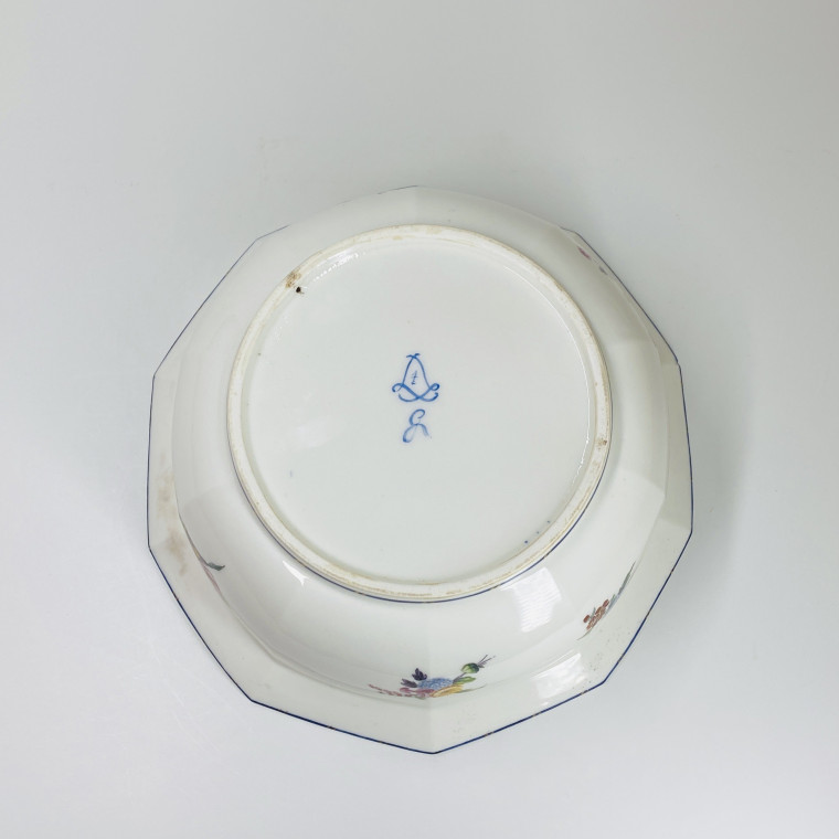 Sèvres - Salad bowl decorated with bouquets of flowers - Eighteenth century