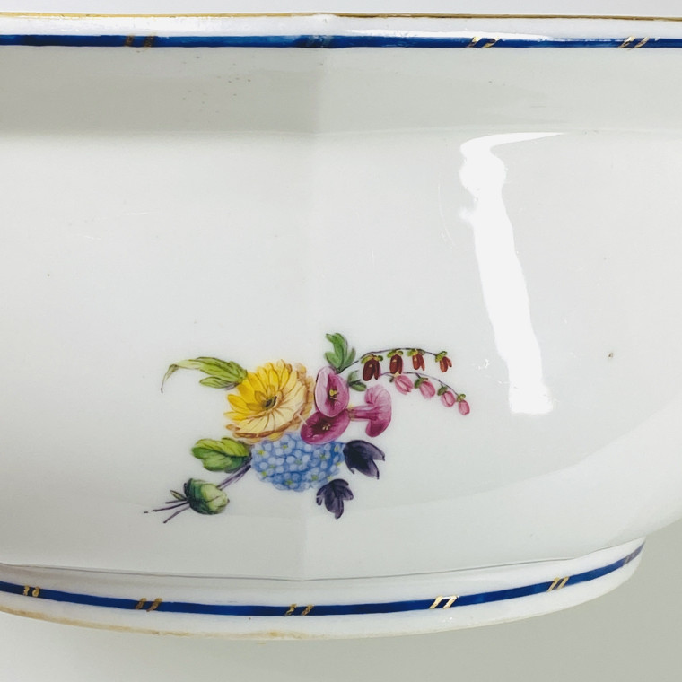 Sèvres - Salad bowl decorated with bouquets of flowers - Eighteenth century