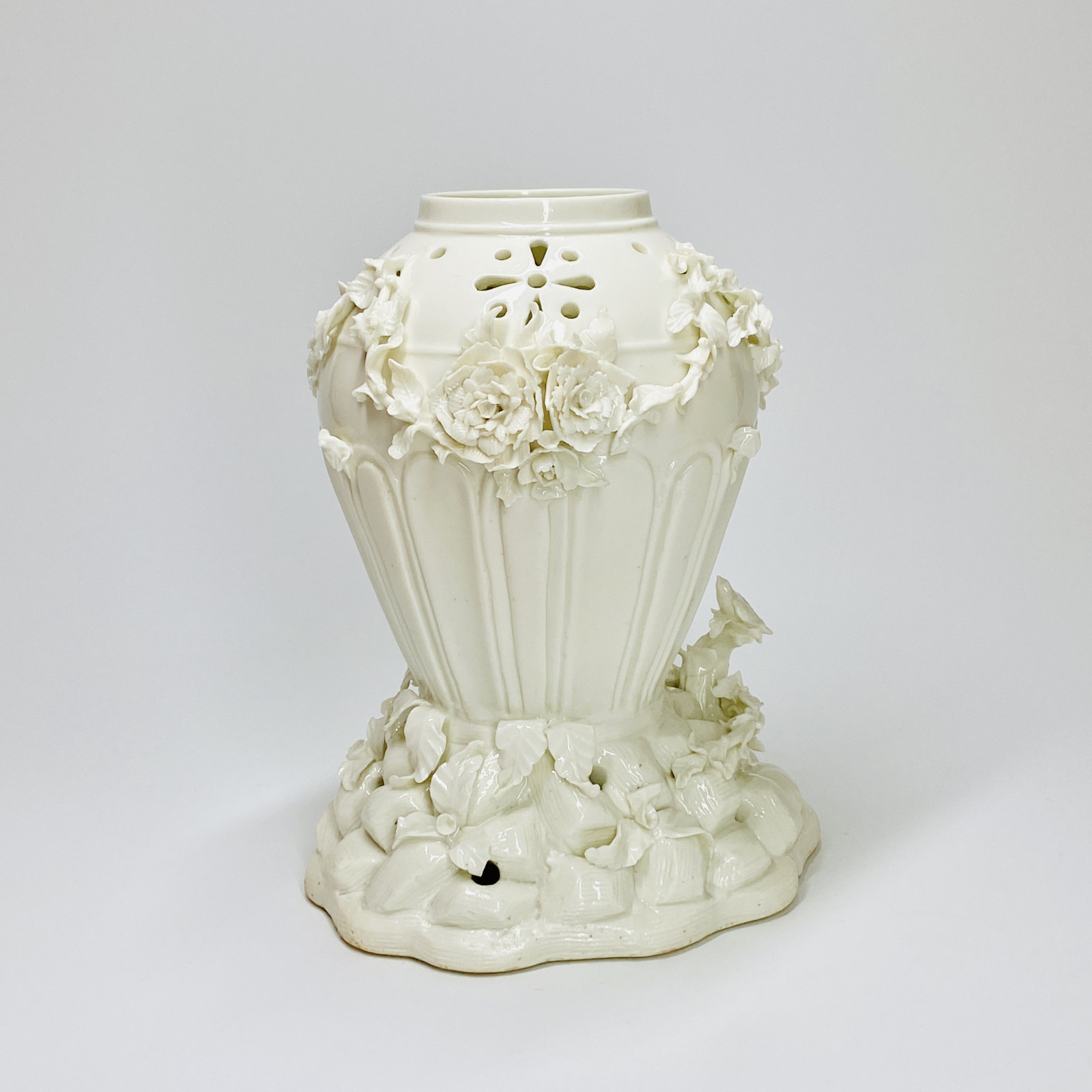 Saint-Cloud - Vase pot-pourri - XVIIIe siècle