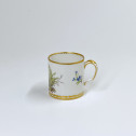 Sèvres - Tasse litron à décor de coeurs enflammés - XVIIIe siècle