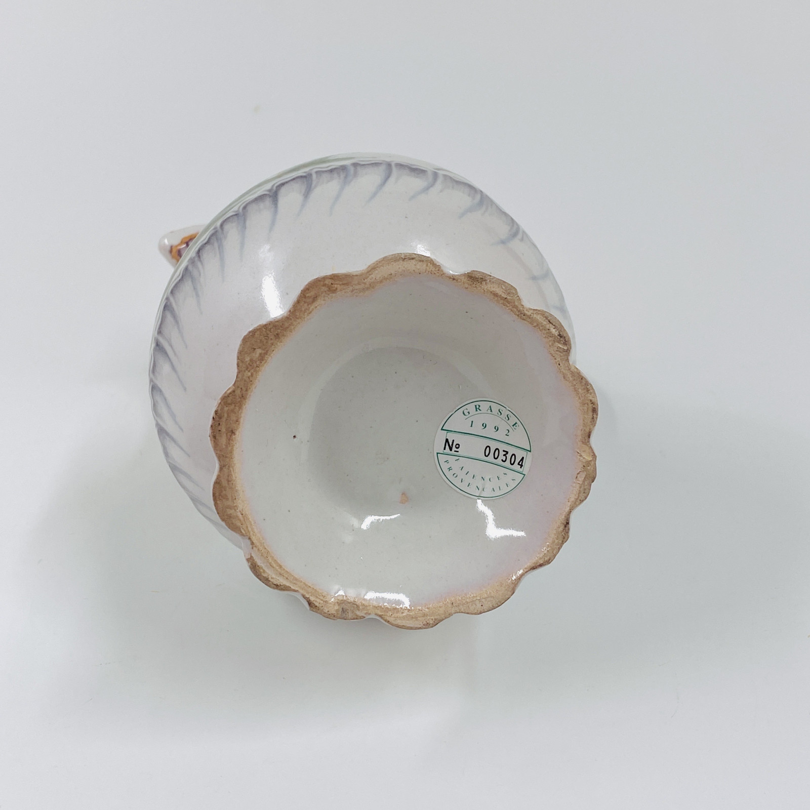 Varages - Rare pichet décoré d'une scène représentant "Le contrat mariage" - XVIIIe siècle