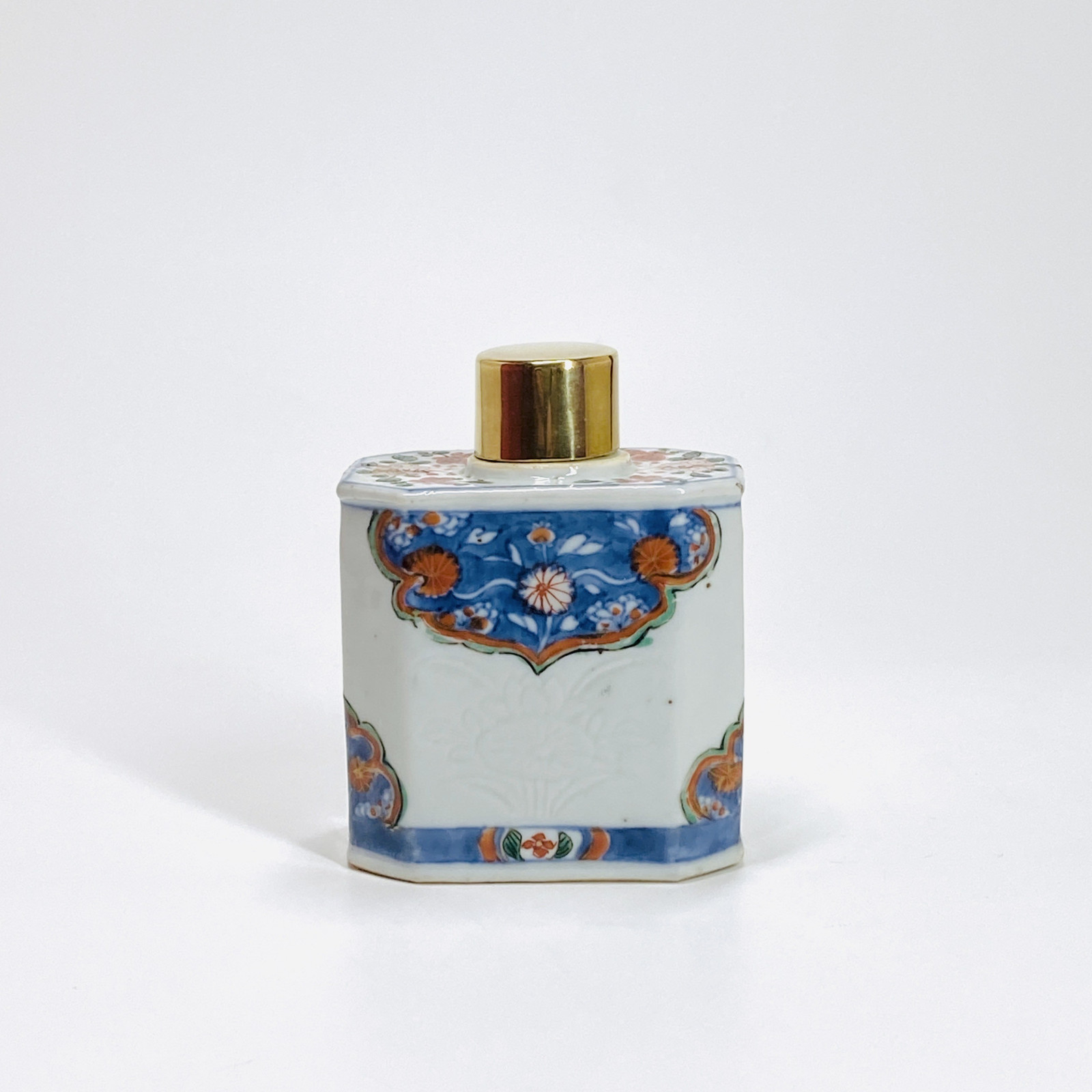 China - Tea caddy with Imari decoration - Kangxi period (1662-1722)