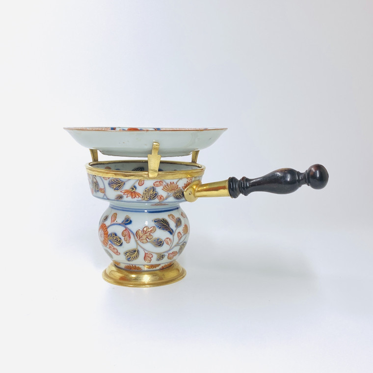 Japan - Small stove with Imari decoration - Eighteenth century
