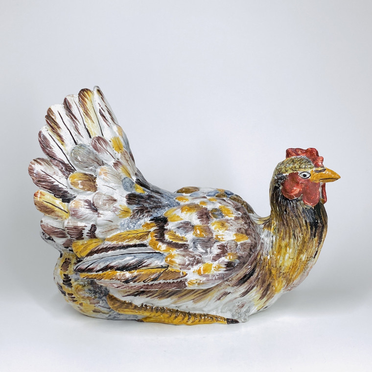 Terrine en trompe-l'oeil en forme de poule - Fin du XVIIIe siècle