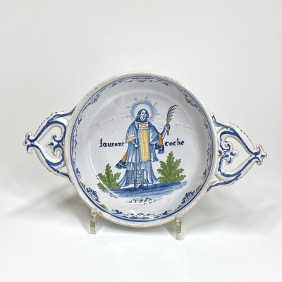 Moulins -  Grande écuelle patronymique - Datée 1760