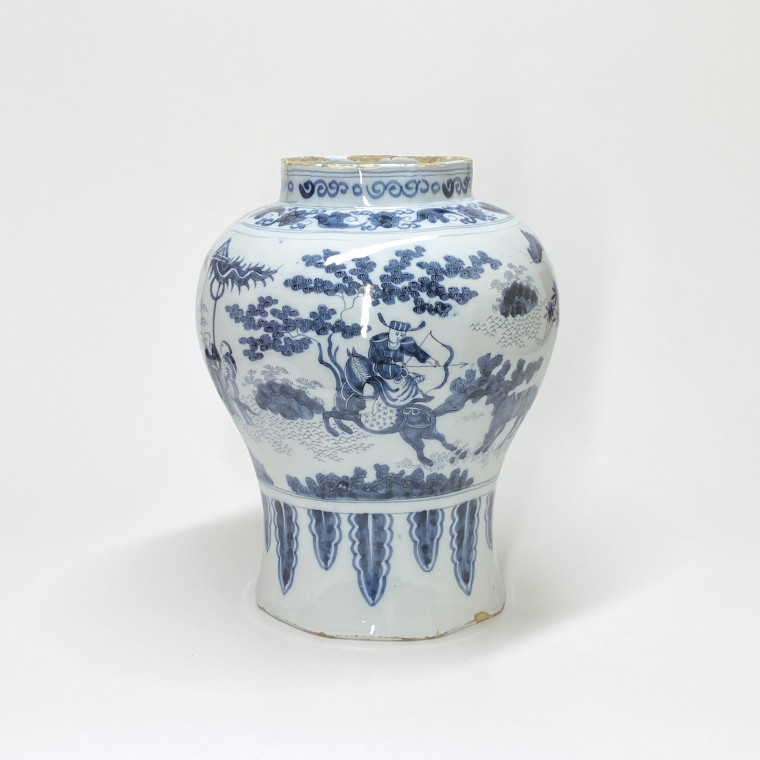 Delft - Deux potiches à décor aux chinois - Fin du XVIIe siècle