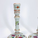 Rare paire de bougeoirs de la compagnie des Indes d’époque Qianlong (1735-1796)