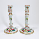 Rare paire de bougeoirs de la compagnie des Indes d’époque Qianlong (1735-1796)