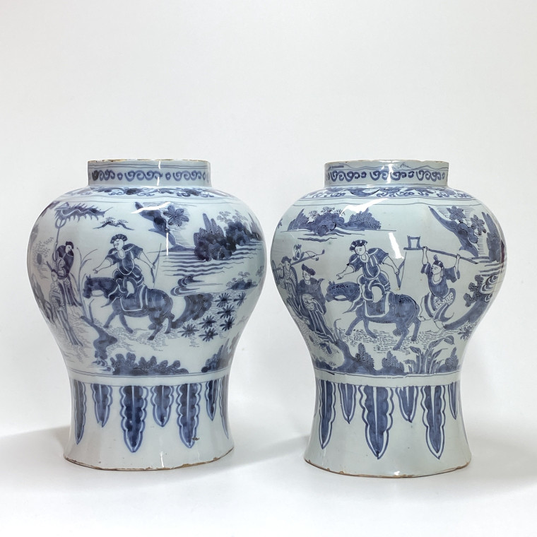 Delft - Deux potiches à décor aux chinois - Fin du XVIIe siècle