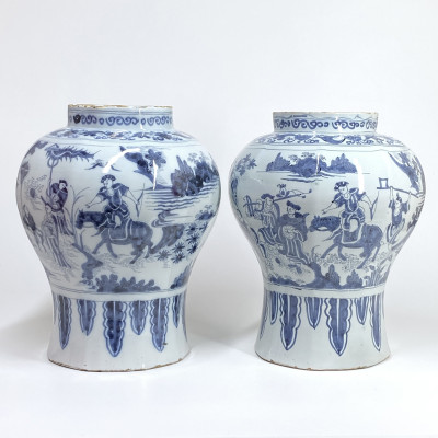 Delft - Deux potiches à décor aux chinois - Fin du XVIIe siècle