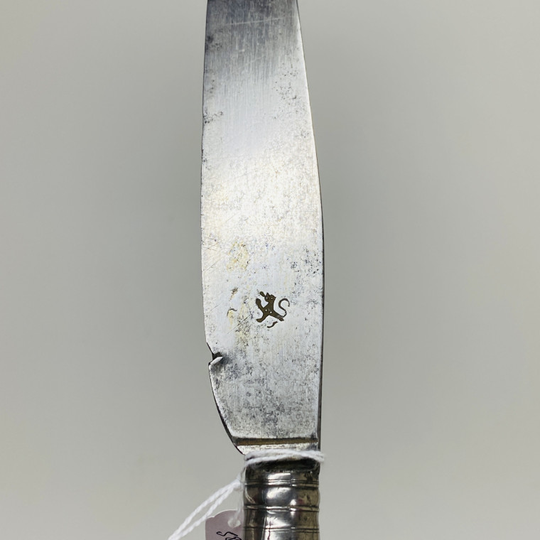 Saint-Cloud - Couteau et fourchette à découper - début du XVIIIe siècle