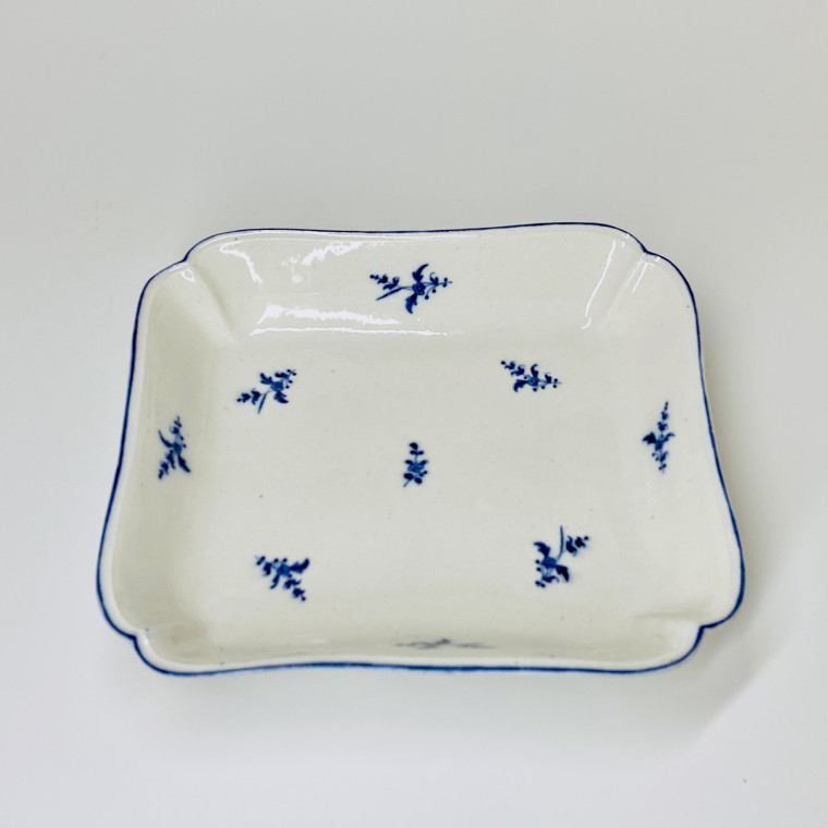 Arras - Rectangular dish in soft porcelain - Eighteenth century
