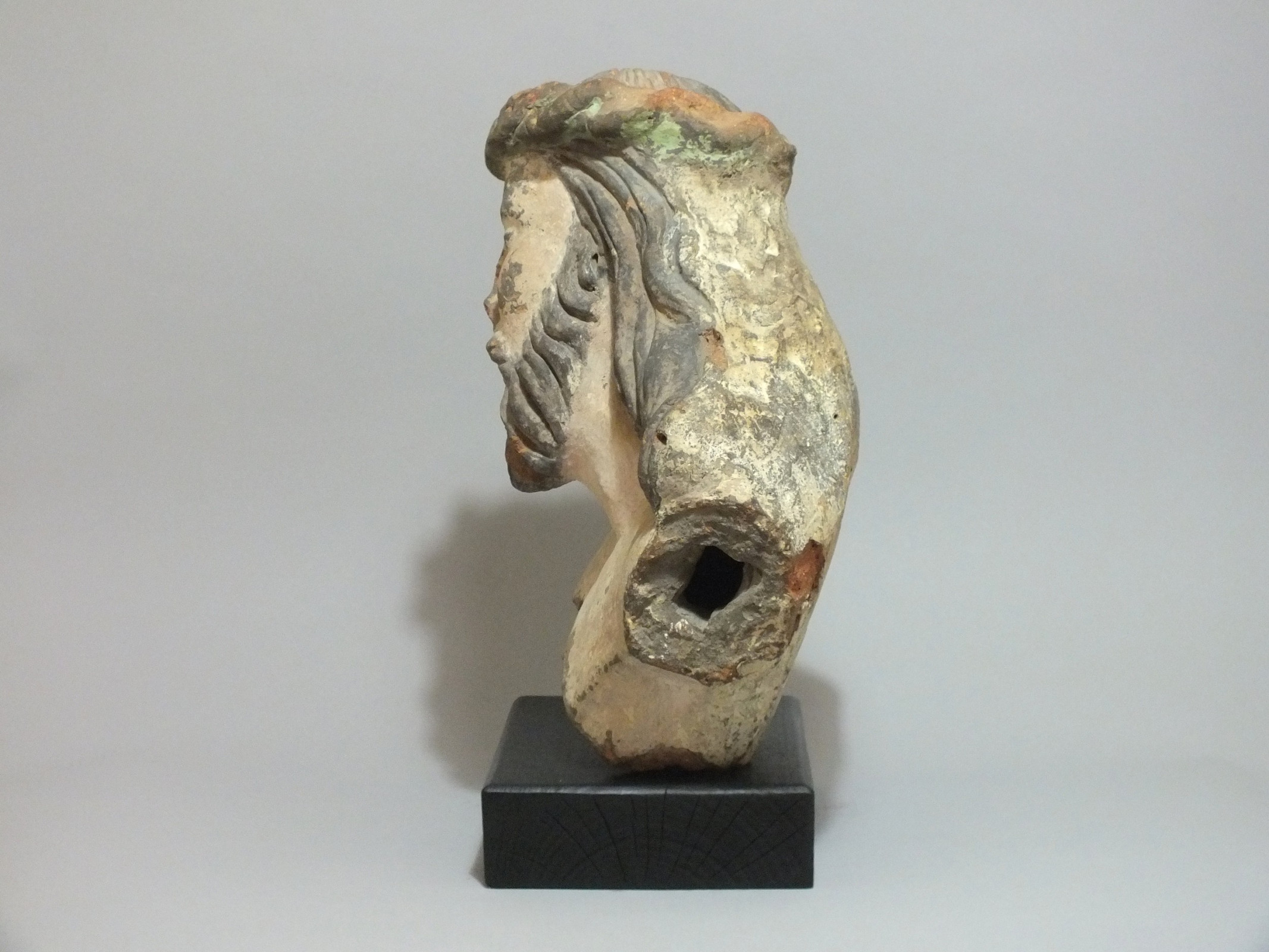 Christ en terre cuite polychrome - XVIe Siècle