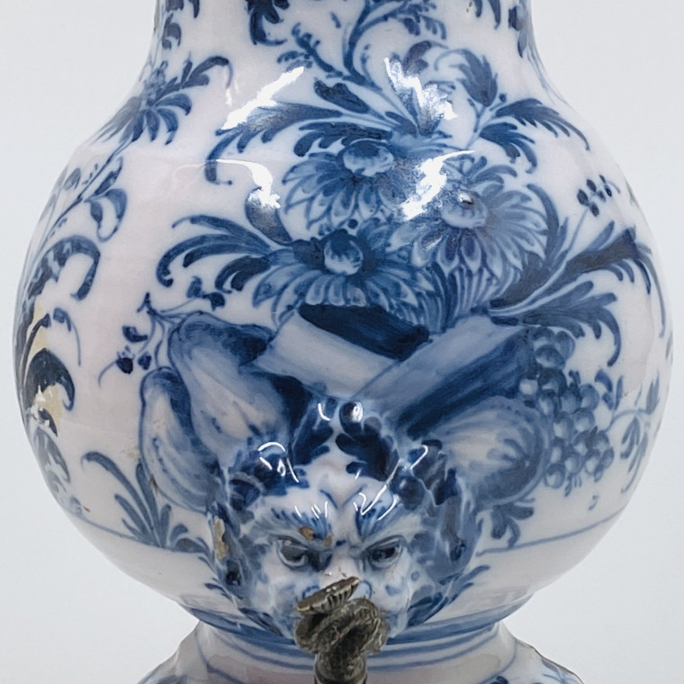 Lyon earthenware fountain - Eighteenth century