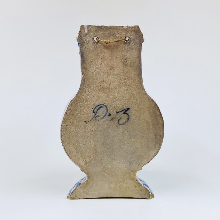 Lyon earthenware fountain - Eighteenth century